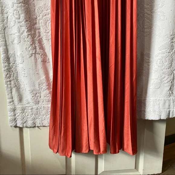 Vintage 70's Pleated Maxi Dress Off the Shoulder Sleeve Crochet Trim Satin - Picture 6 of 16